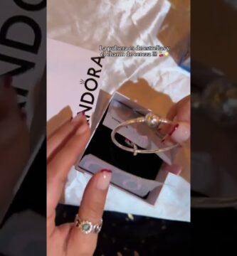 Consejos para combinar joyas de oro para regalar que realcen tu look diario