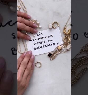 Ideas para regalar joyas de oro que nunca pasan de moda con toques clásicos y modernos